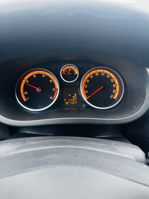 Opel Corsa D