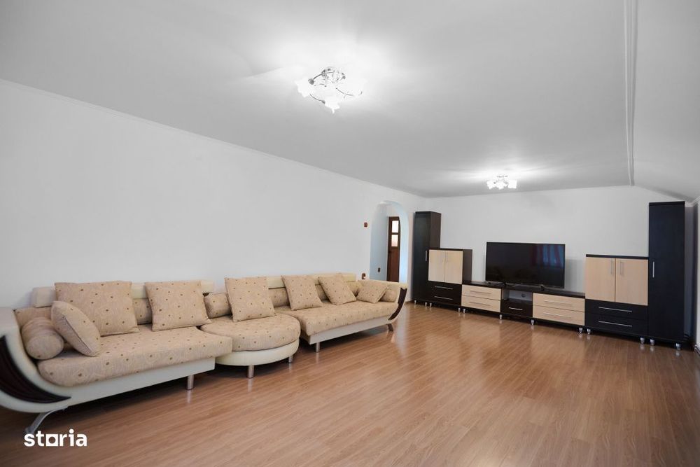 Casa + teren 507 mp cu vecin padurea Pitesti