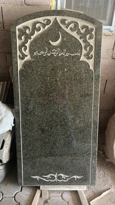 Эксклюзивные памятники