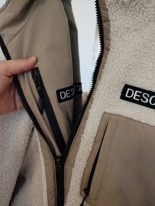 Ветровки. 4000 тг