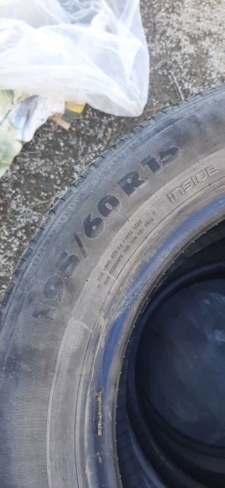 Р 15продам шины б у