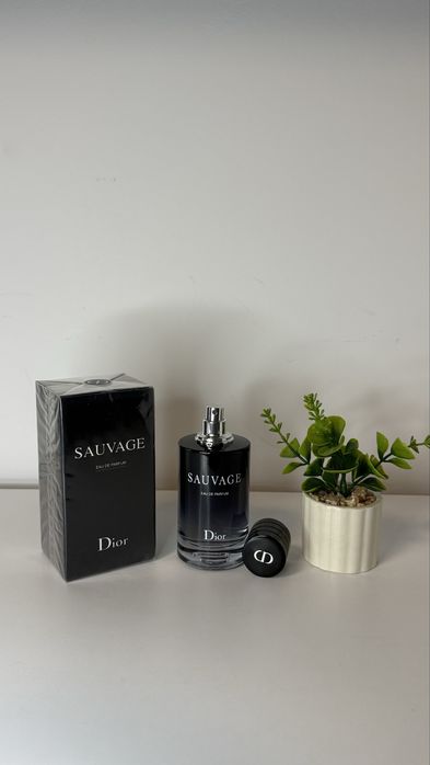 Sauvage    Dior