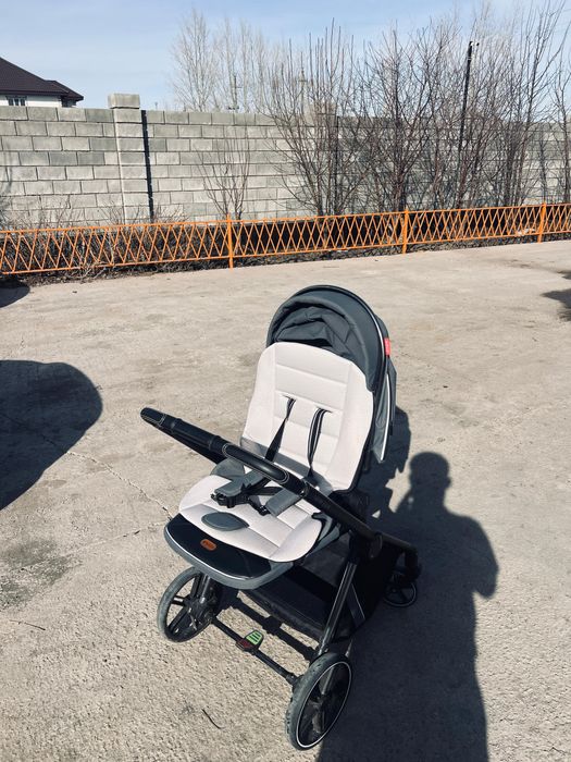 Детская коляска