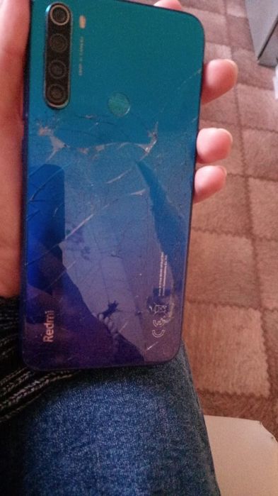 Продаю телефон редми