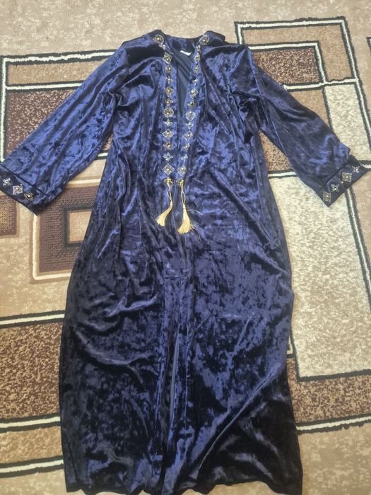 Продам женские абайки.