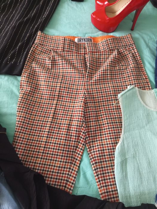 Лот от дамски дрехи