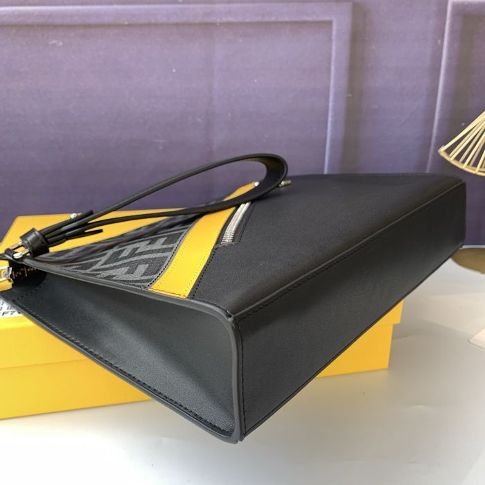 Fendi clutch несесер