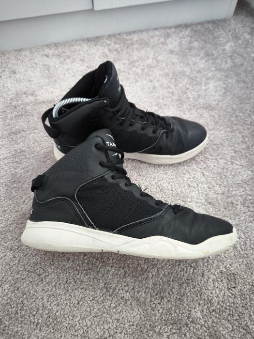 Sneakers baschet Tarmak 37