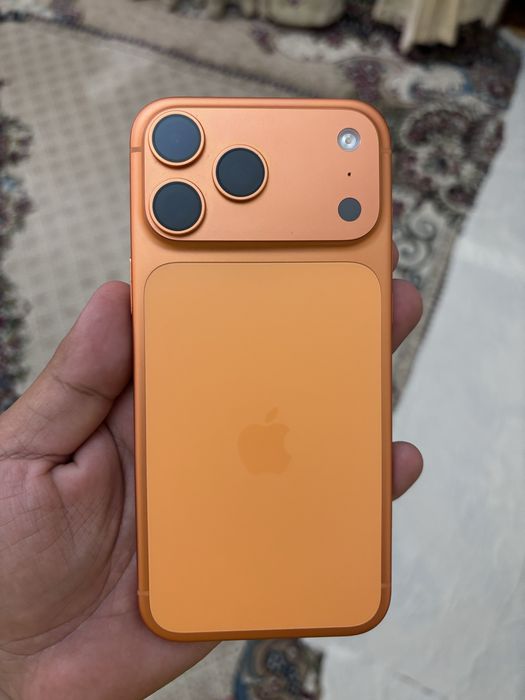 Продаётся Iphone 17 Pro Max 256gb Orange в идеальном состаяние
