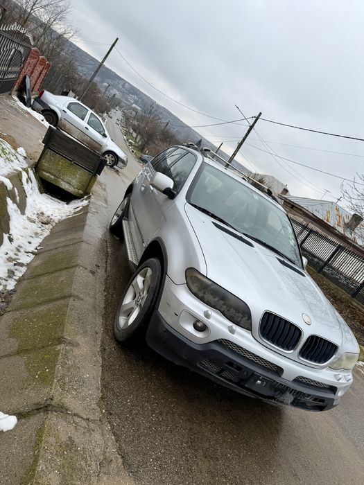 Vand sau schimb x5 3.0d 218hp