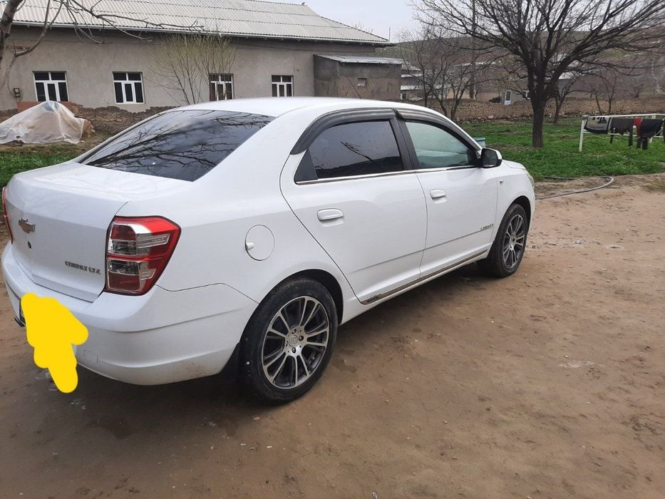 Kobilt sotiladi 2015