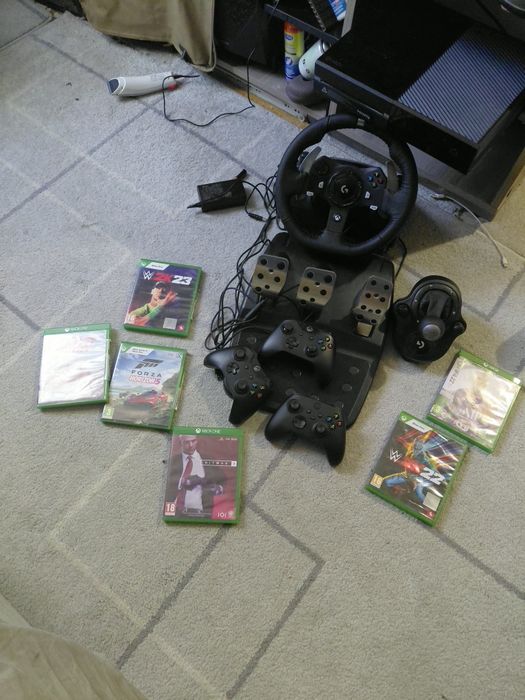 XBOX ONE 500GB + LOGITECH Волан+Педали +Ск Лост/ 3Джойстика