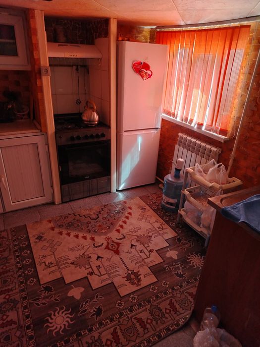 Дом 4 комнатный частный