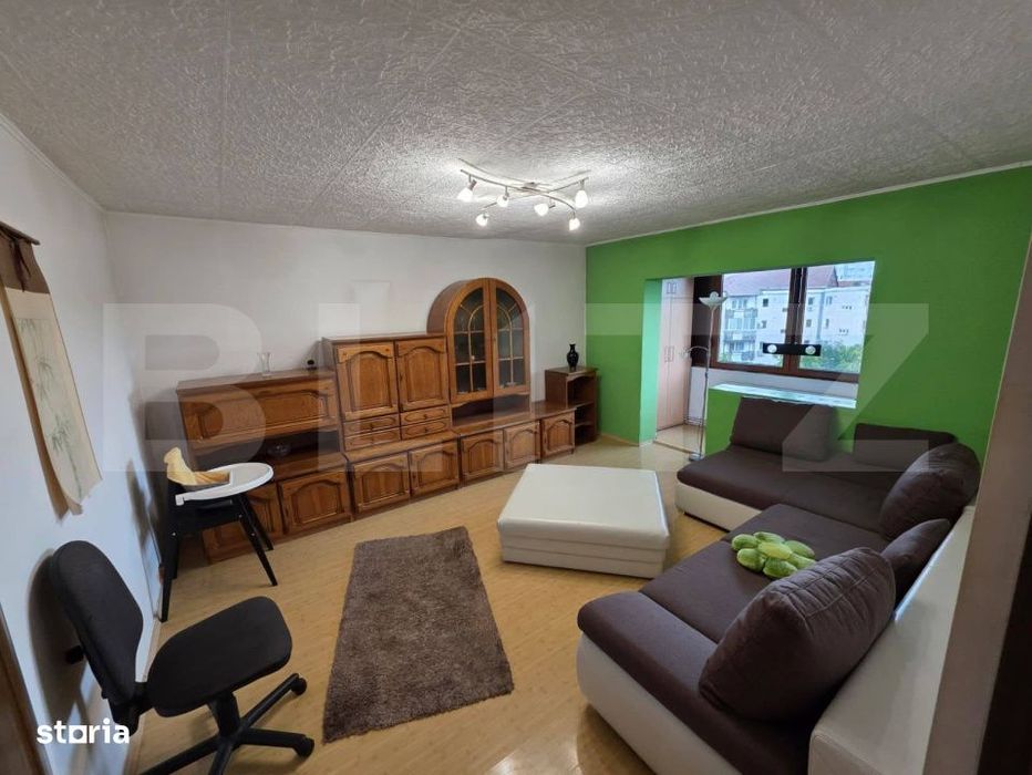 Apartament cu 3 camere, 72.8 mp, zona