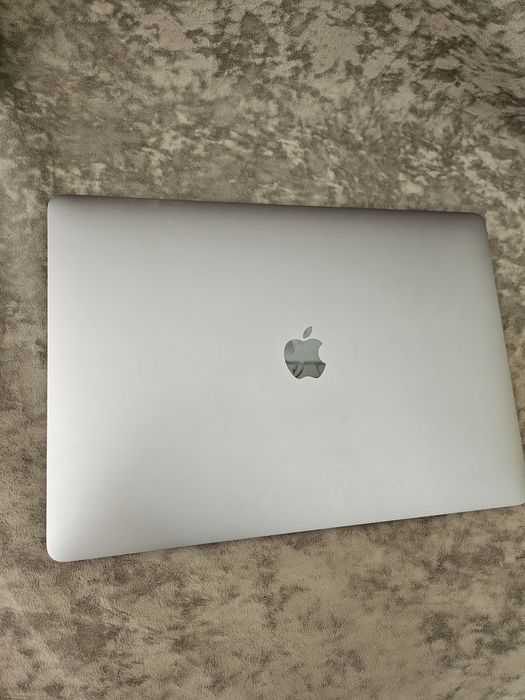 Macbook pro core 9  1TB