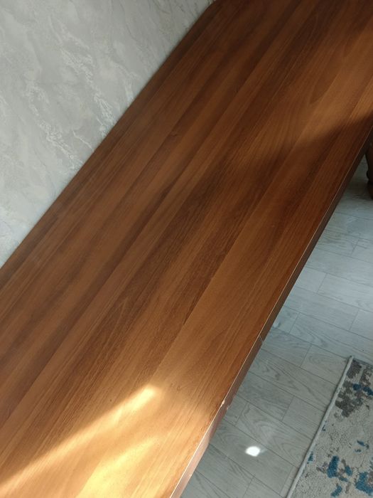 Стол 45 000 тг  .