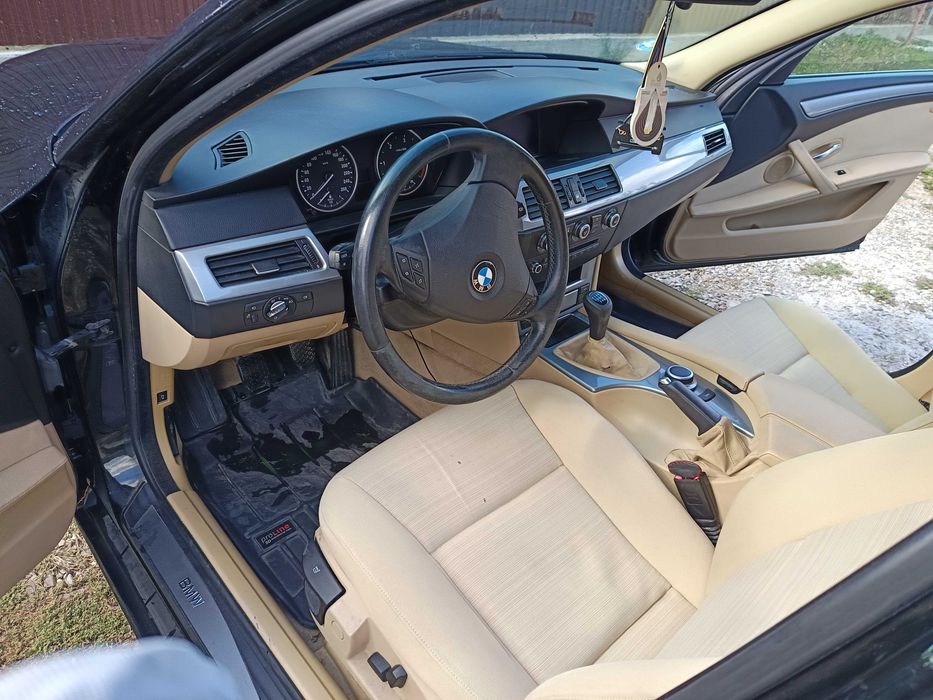 Autovehicul BMW E61 an fabricație 2008