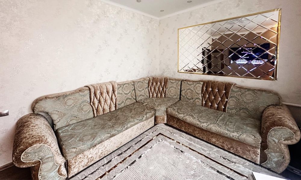 Срочно продам диван