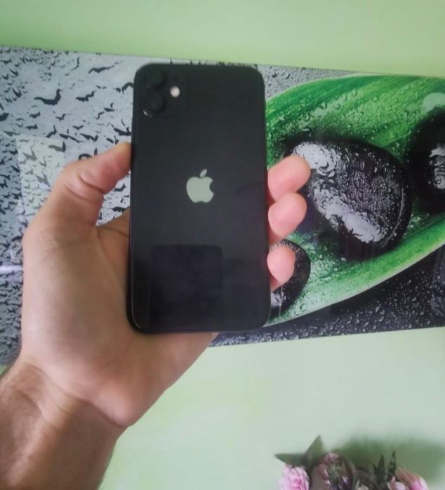 Iphone 11  64 GB  100% bateria originala