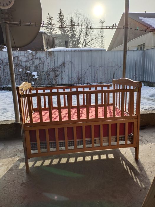 Продам детскую манеж