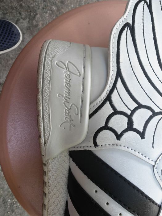 Adidas Jeremy Scott wings