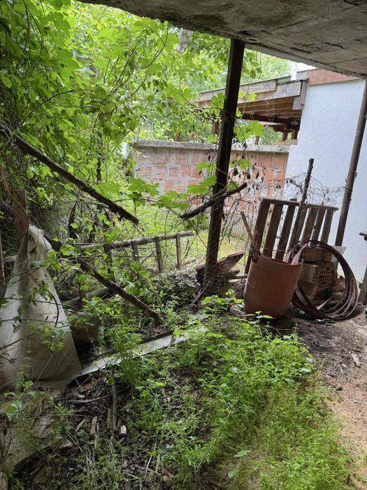 Продавам къща / етаж от къща в гр. Вършец