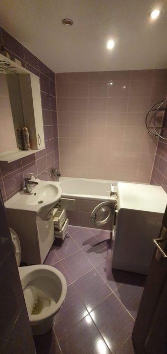 Inchiriez apartament 2 camere foarte ingrijit