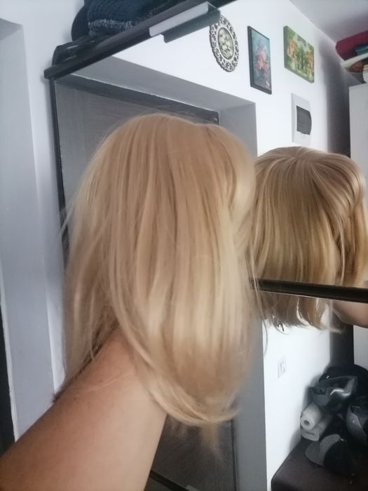 Peruca sintetica noua