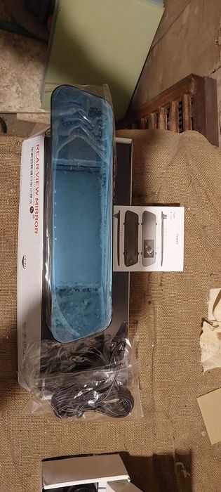 Видеорегистратор на зеркало