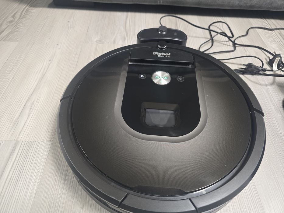 Прахосмукачка Робот Roomba 980 и робот за миене на под Braava jet M6