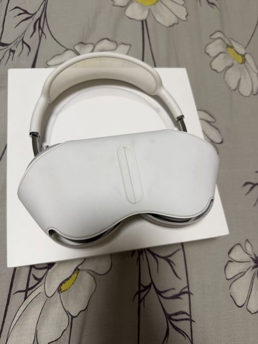 Airpods max 1st gen