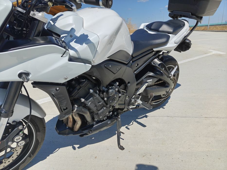YAMAHA FZ1s 2012