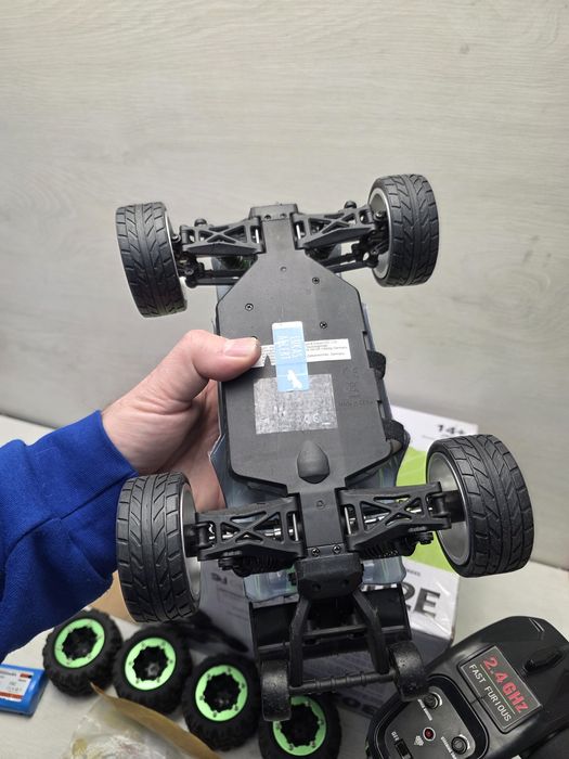 RC Дрифт Количка 4x4  DEERC 302E 60KM/H Brushless RC Car 4WD - Drift