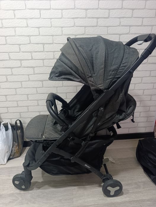 Продам детскую коляску