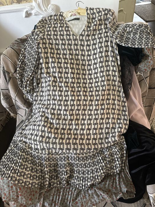 Продается платья