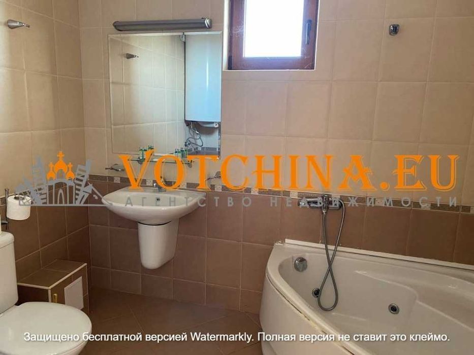 Продава се Къща в Бяла - 205 кв.м за 874 €/кв.м - Снимка #18