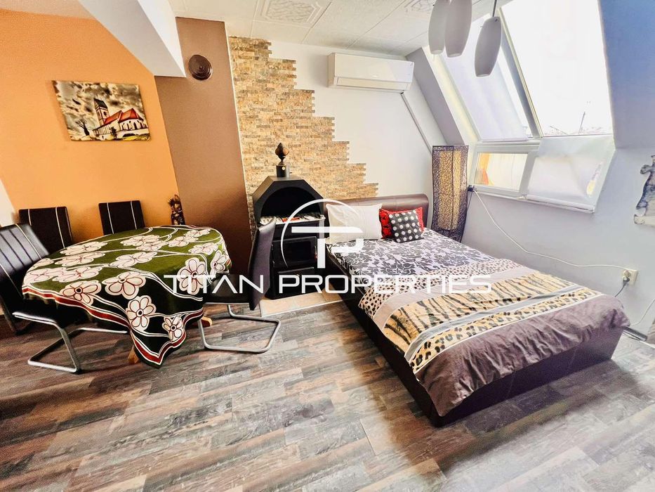 Дава се под наем Едностаен апартамент в Бургас, Център - 60 кв.м за 357 € - Снимка #1