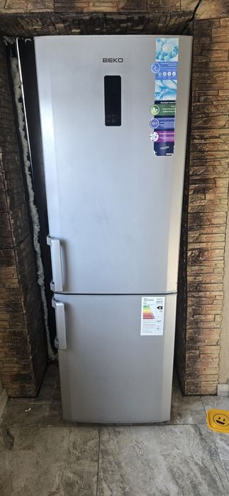 Холодильник продам за 10000