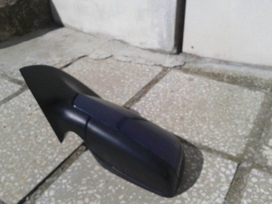 Продавам огледало за опел астра