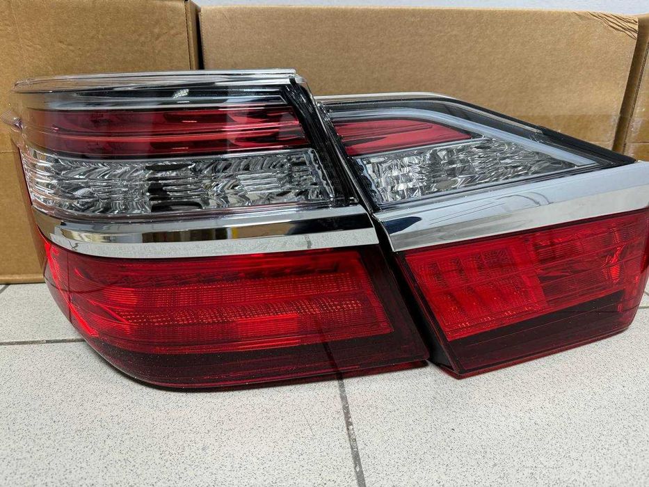 Фонари комплект на Toyota Camry 55