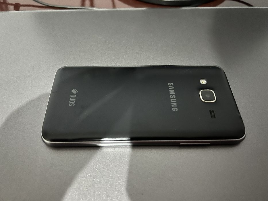 Срочно продаю samsung J3 не дорого