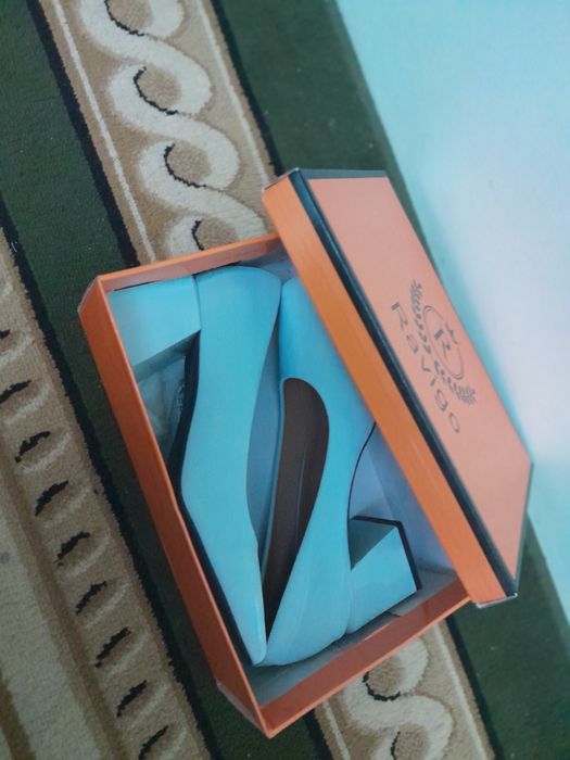 Сотилади нархи келишилади