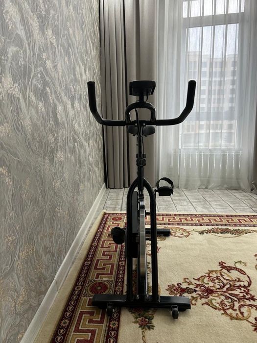 Продам тренажер велосипед