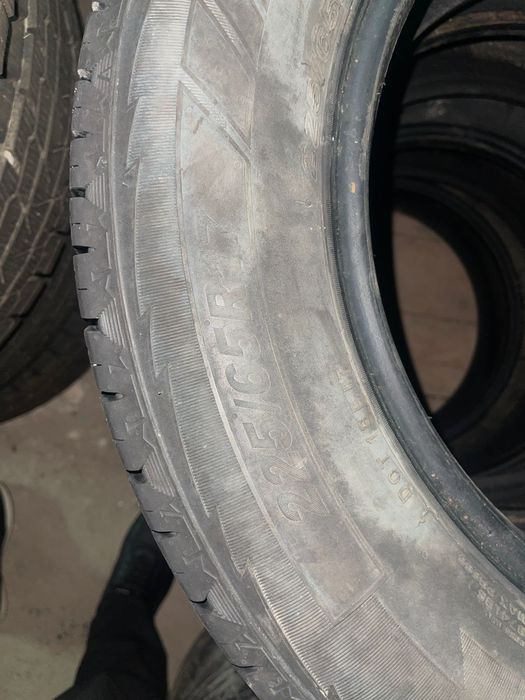 Продам шины 225/65/17