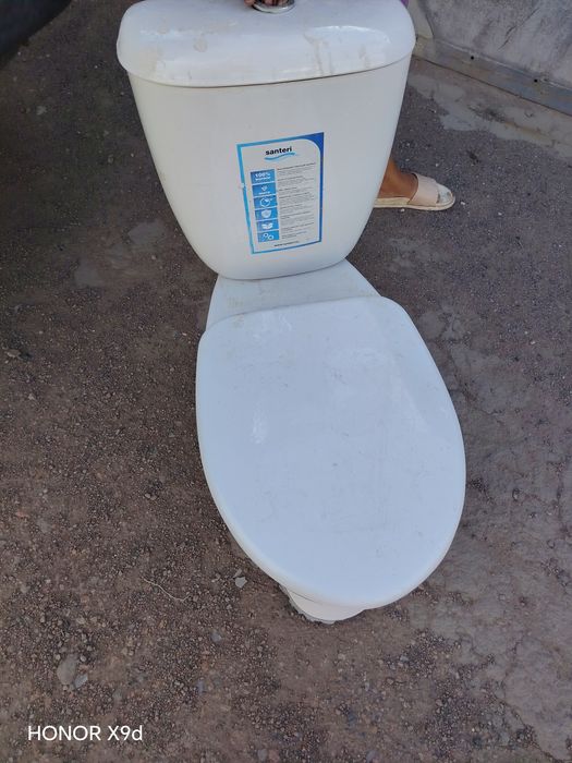 Продаётся унитаз