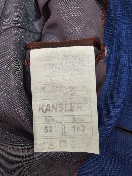 Продам мужской костюм