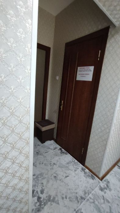 3 xonali 5 etaj navastroyka bor srochi sotiladi