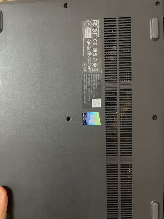 Ноутбук lenovo v14-ada 82c6