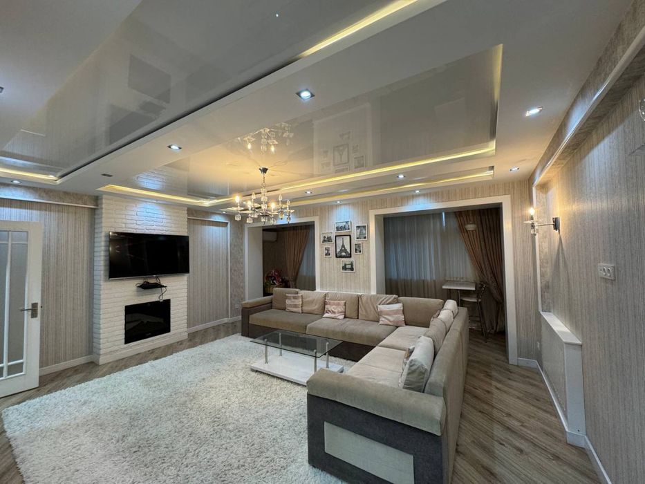 Шайхонтохур р-н Дружба Народов  2/7/9 77м2 евро ремонт