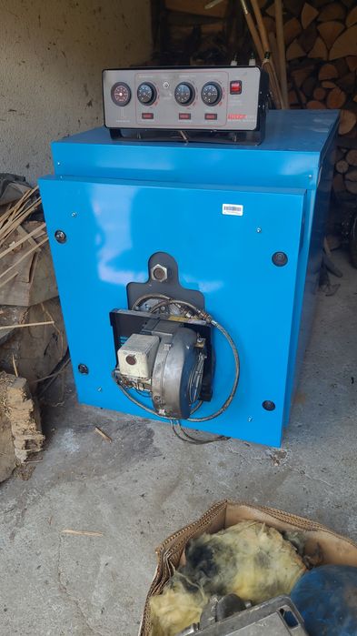 Centrala pe combustibil lichid 90kw stare ca nou.